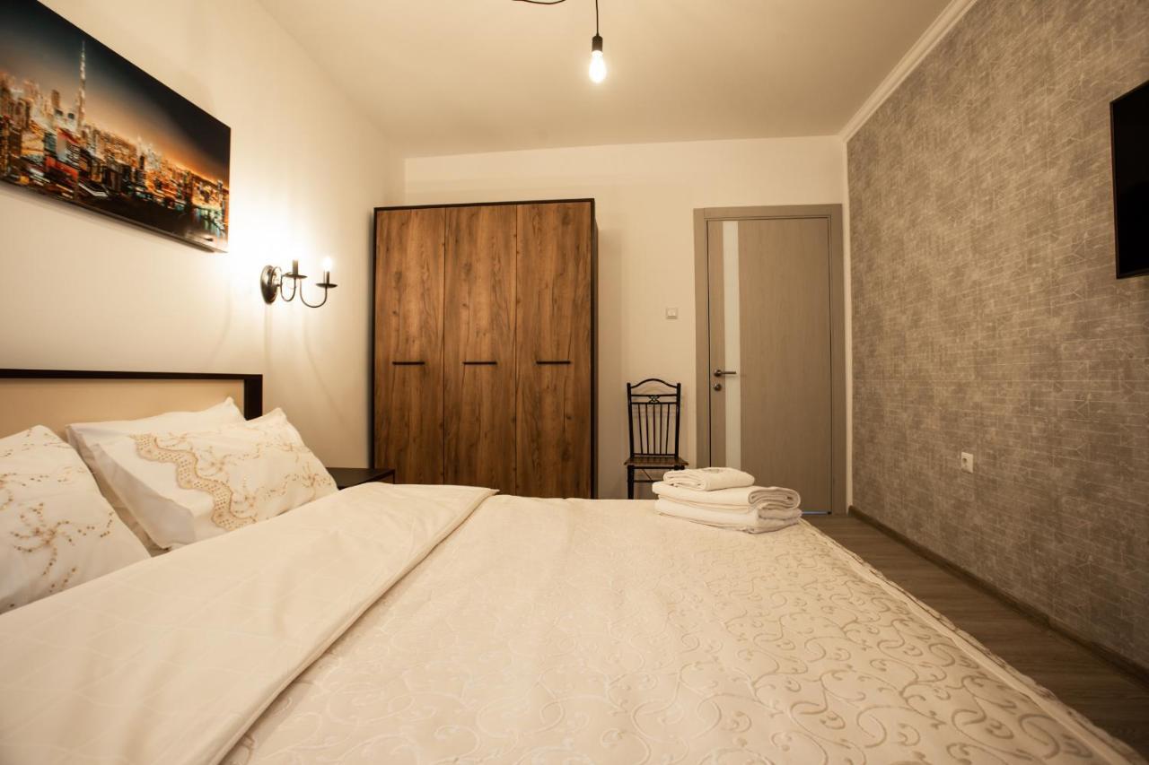 Ultra Lux 3 Rooms Apartment Near Arena City Κίεβο Εξωτερικό φωτογραφία